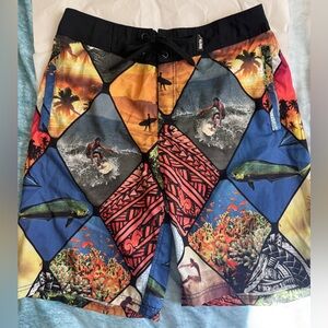 Tahitian Diamond-Pattern Board Shorts with Ocean and Surf Motif-SZ 34